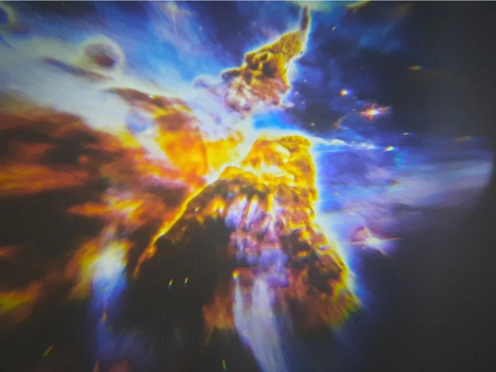 Projetor Planetário Galaxy 4K – 12 Filmes e Altifalante de Música